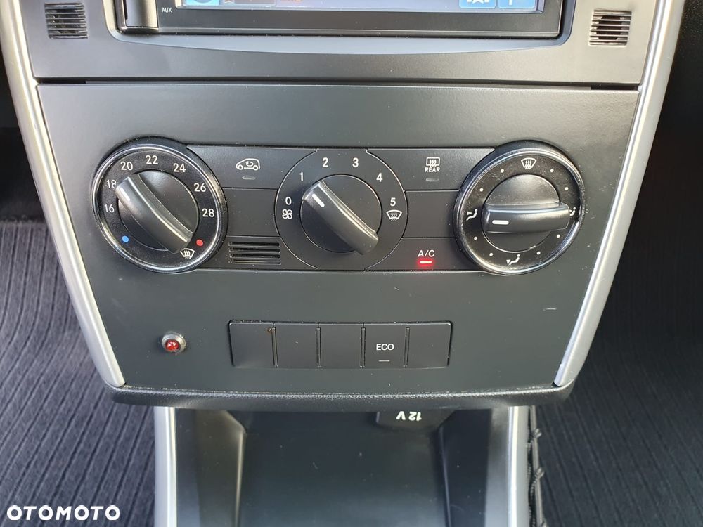 Mercedes-Benz Klasa B 150 BlueEFFICIENCY - 25
