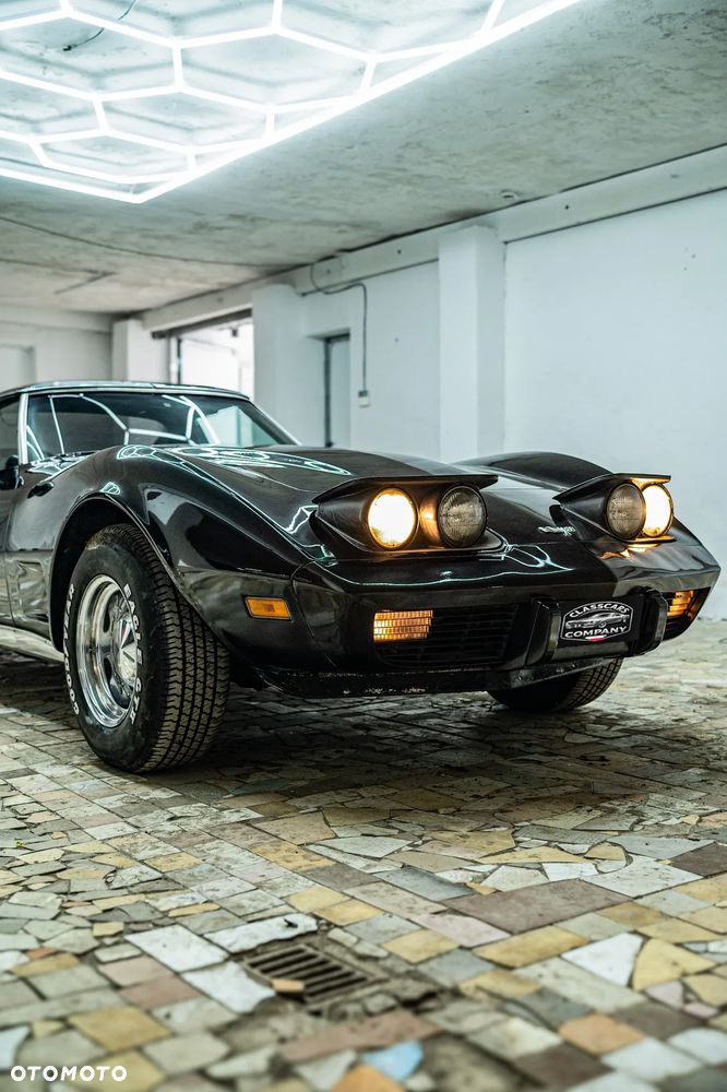 Chevrolet Corvette - 7