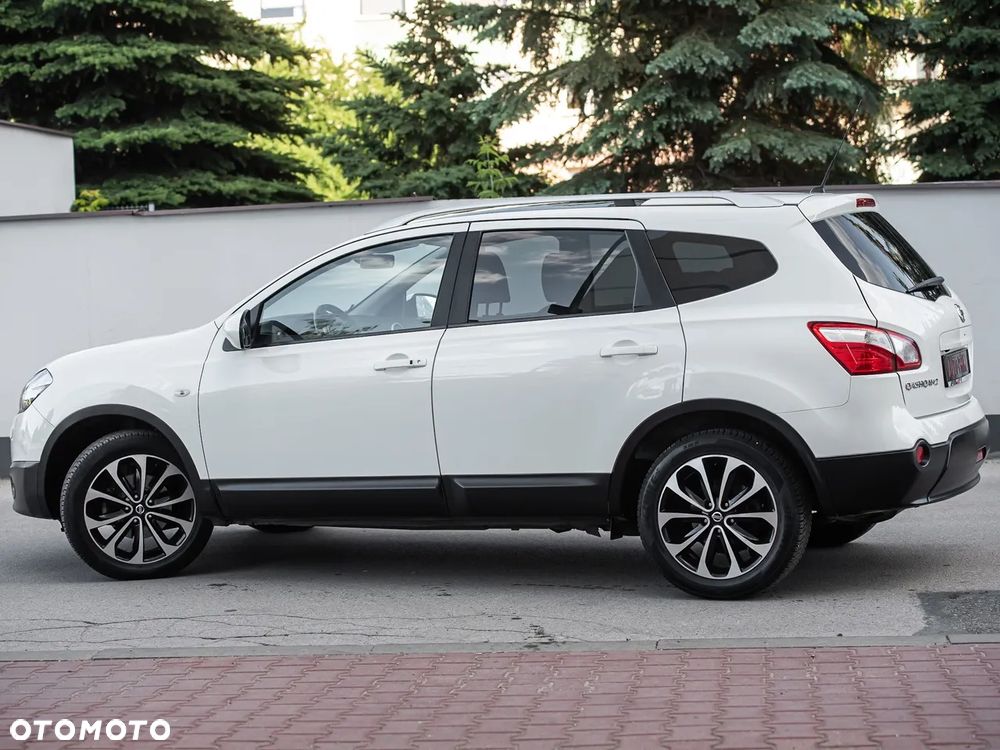 Nissan Qashqai+2 - 10