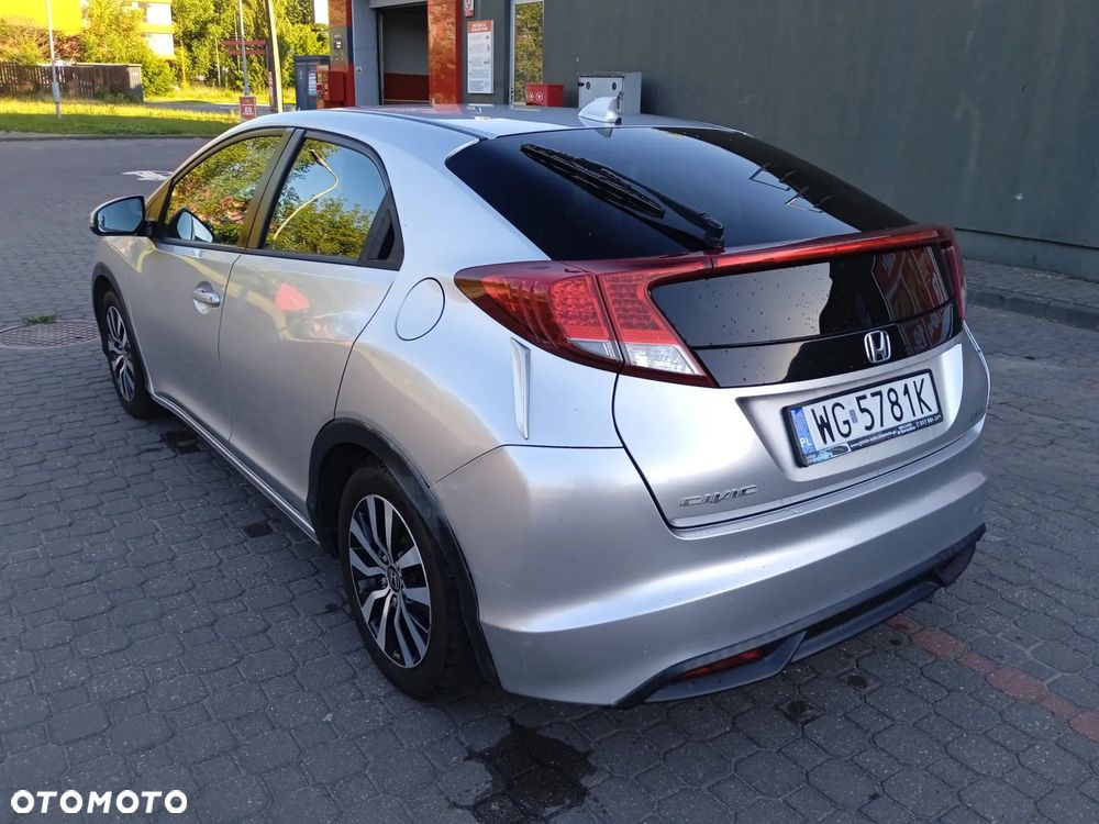Honda Civic 1.6 i-DTEC Style Edition - 6