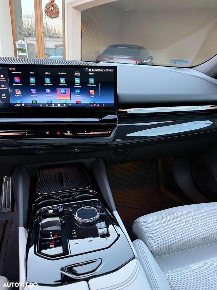 BMW Seria 5 540d xDrive AT MHEV - 8