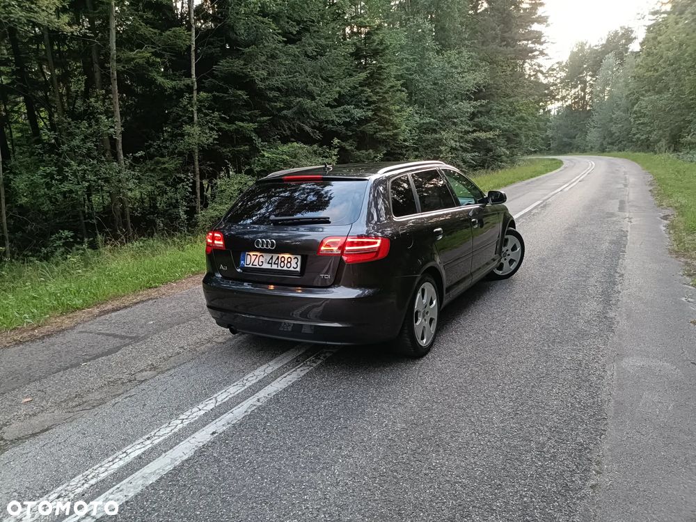 Audi A3 Sportback 2.0 TDI DPF Ambiente - 35