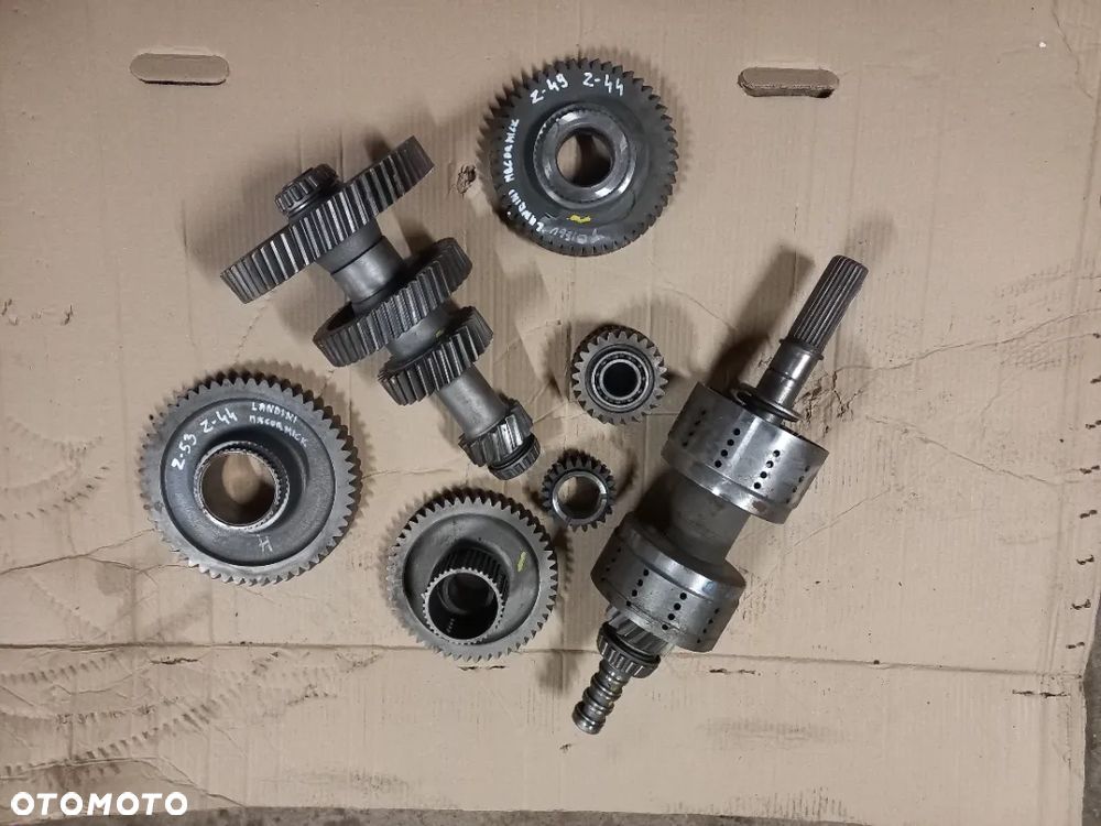 MCcormick MTX,Landini LEGEND koło zębate 1,2,3,4 bieg,Z 49,Z 59,Z 35,702865 A 1,228603 A 1,KOSZ REWERSU,SKRZYNIA, - 1