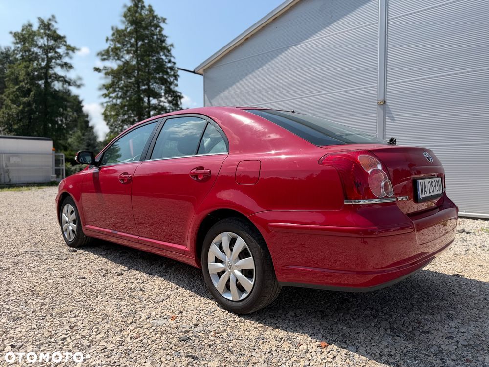 Toyota Avensis 2.0 VVT-i Sol - 9