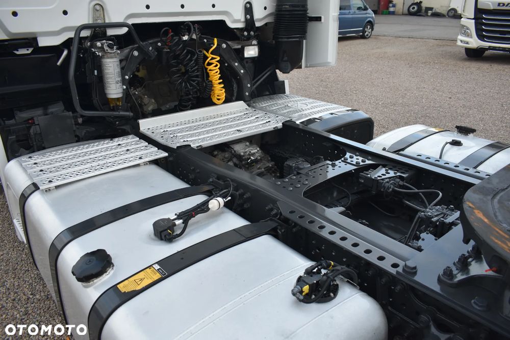Mercedes-Benz ACTROS 1851 // LOW DECK // GIGA SPACE // FULL LED // XENON // CAŁY NA PODUSZKACH // MIRROR CAM // - 20