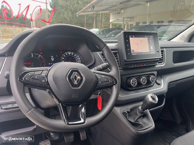 Renault TRAFIC 2.0 lONGA 130cv COM GPS - 9
