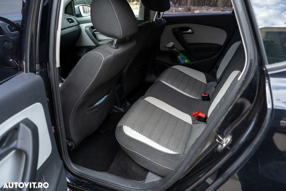 Volkswagen Polo 1.6 TDI Cross - 5