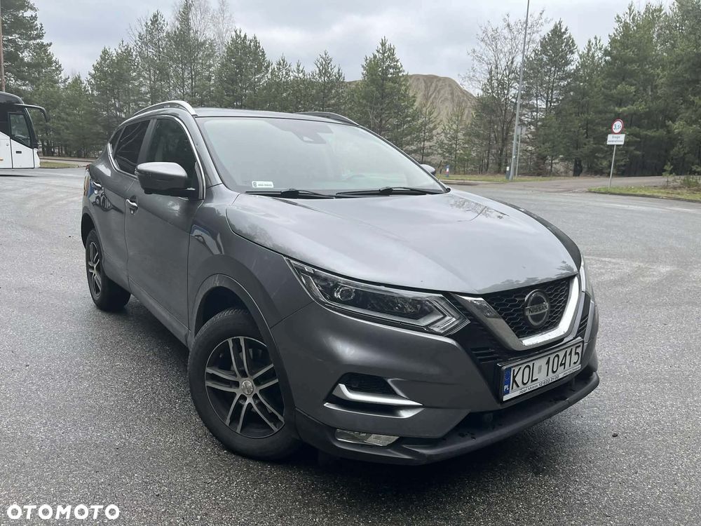 Nissan Qashqai 1.3 DIG-T N-Connecta - 1