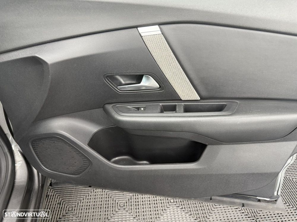 Citroën C4 1.2 PureTech Shine - 14