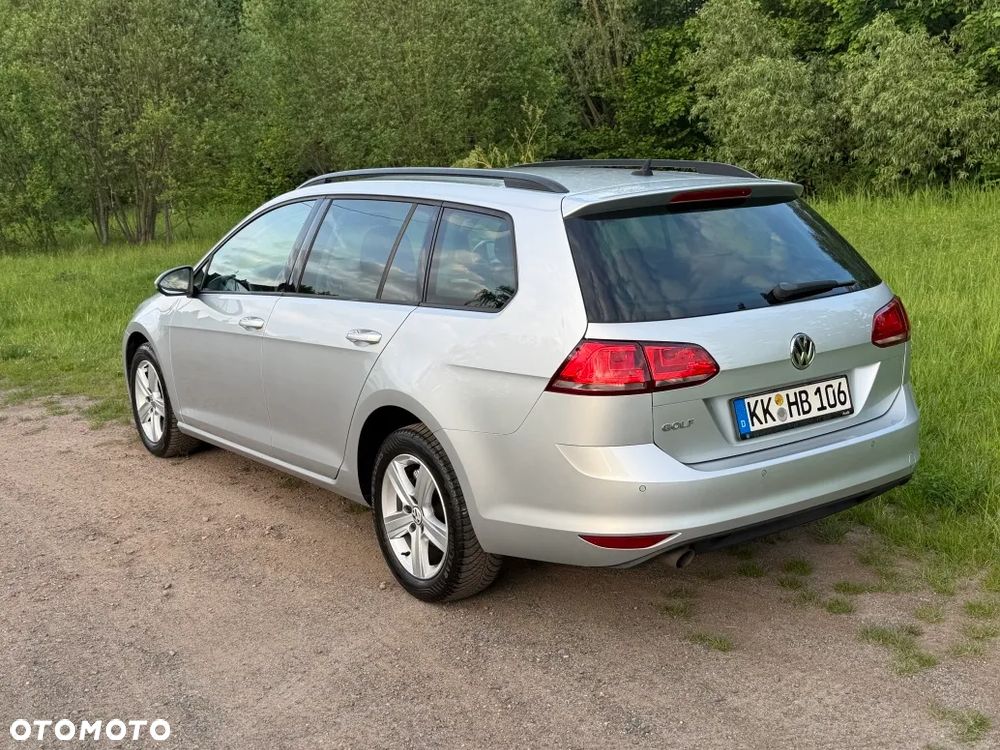 Volkswagen Golf 1.6 TDI BlueMotion Technology Comfortline - 4