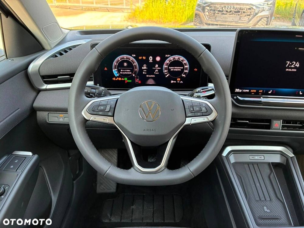Volkswagen T-Roc - 14