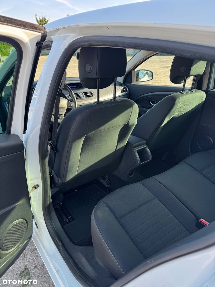 Renault Megane 1.5 dCi Limited - 10