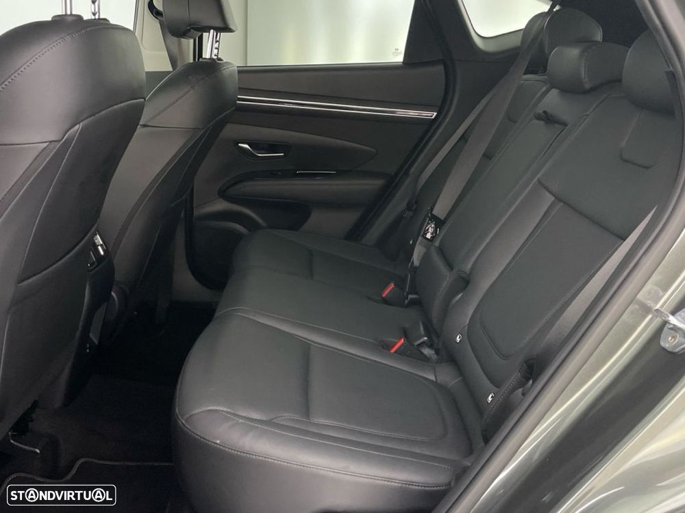 Hyundai Tucson 1.6 CRDi Vanguard DCT - 12