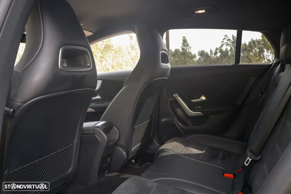 Mercedes-Benz CLA 250 - 11