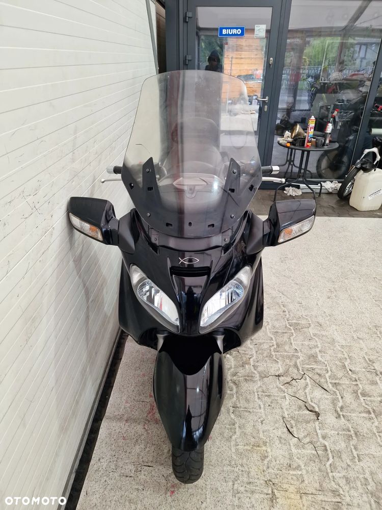 Suzuki Burgman - 13