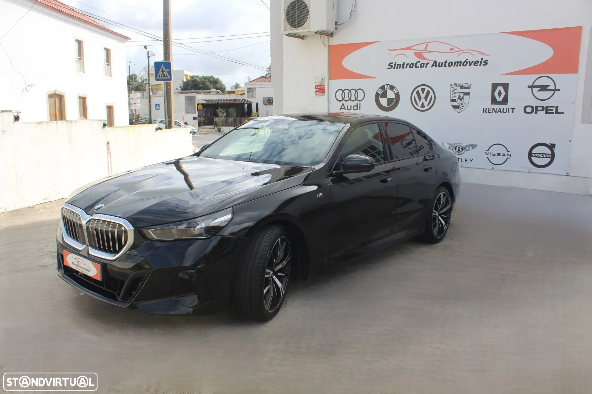 BMW 520 d xDrive Pack Desportivo M - 3