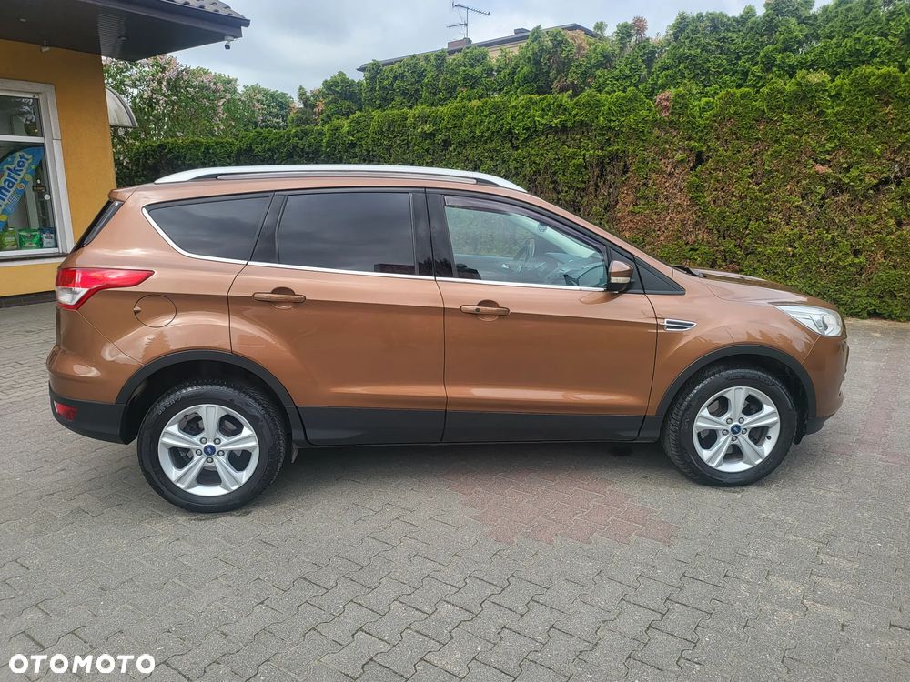 Ford Kuga 2.0 TDCi 4x4 Titanium - 4