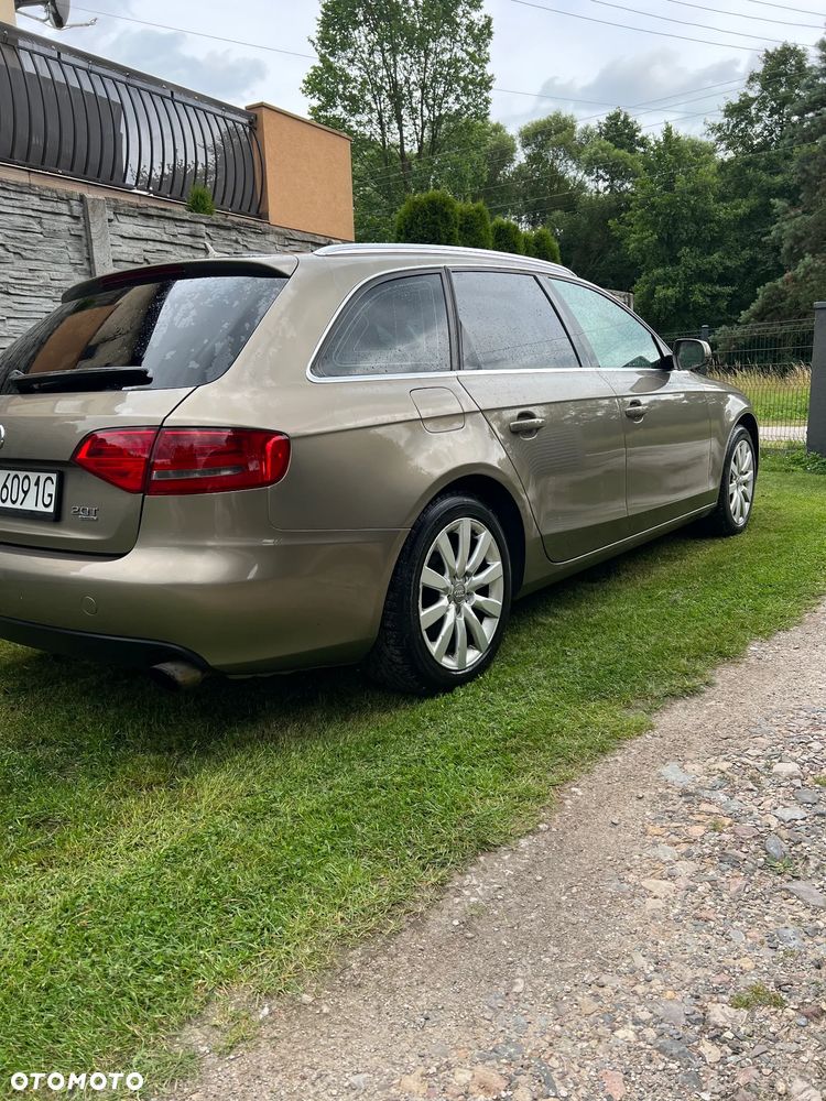 Audi A4 Avant - 5