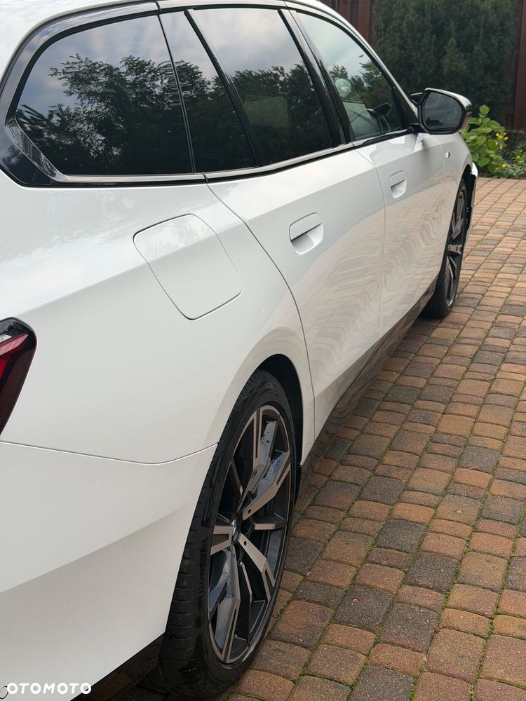 BMW Seria 5 - 32