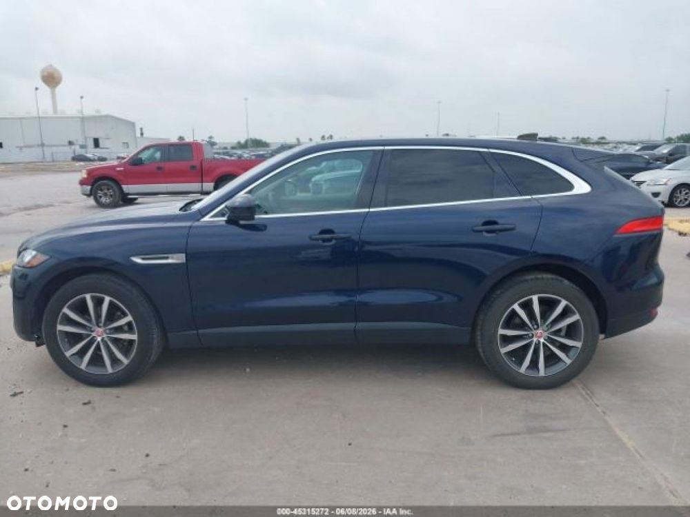 Jaguar F-Pace - 6
