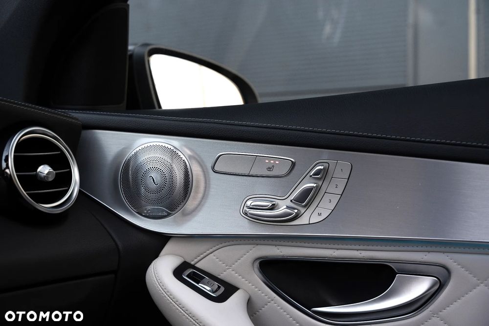 Mercedes-Benz GLC - 15