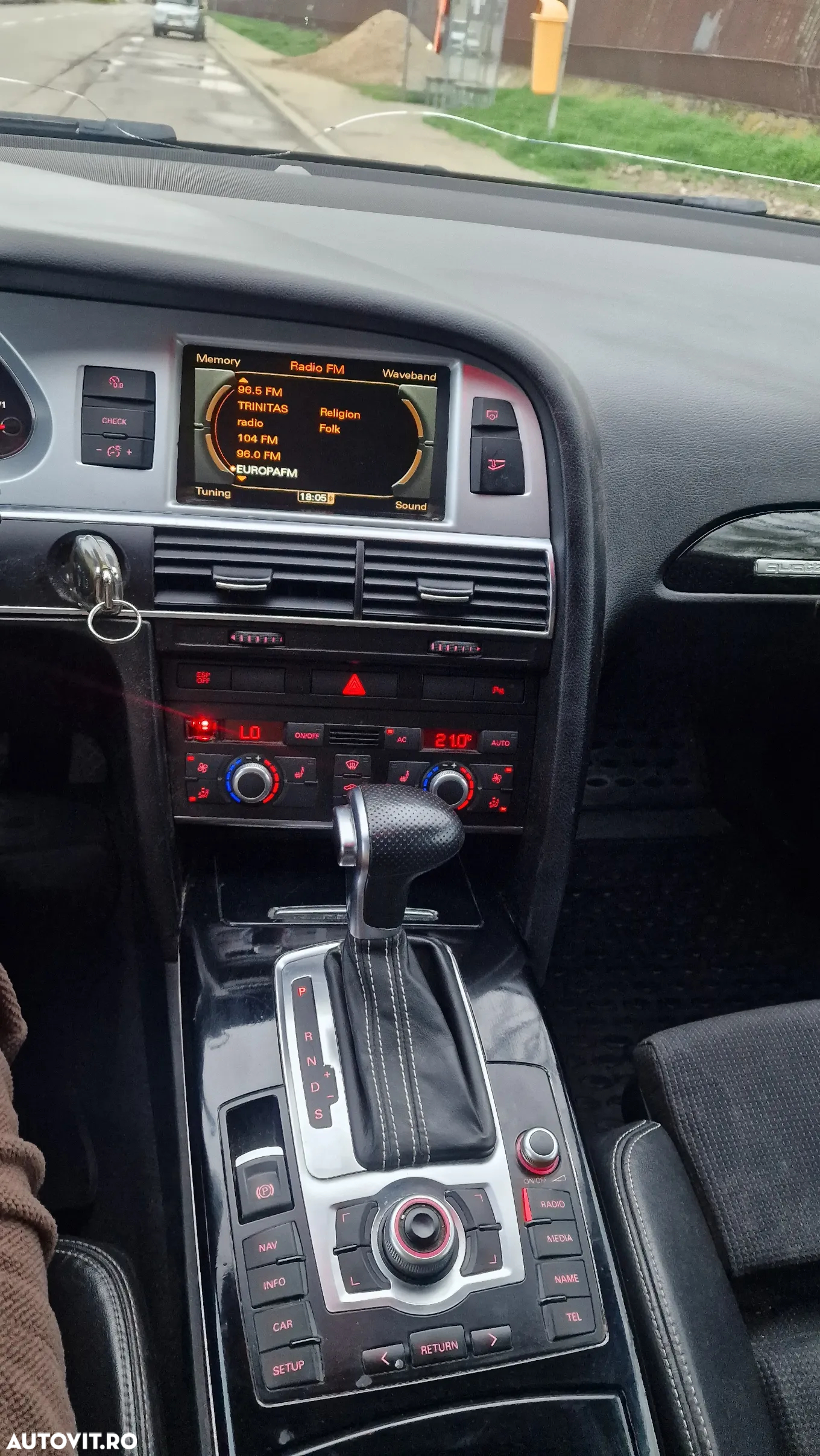 Audi A6 Avant 3.0 TFSI quattro tiptronic - 14