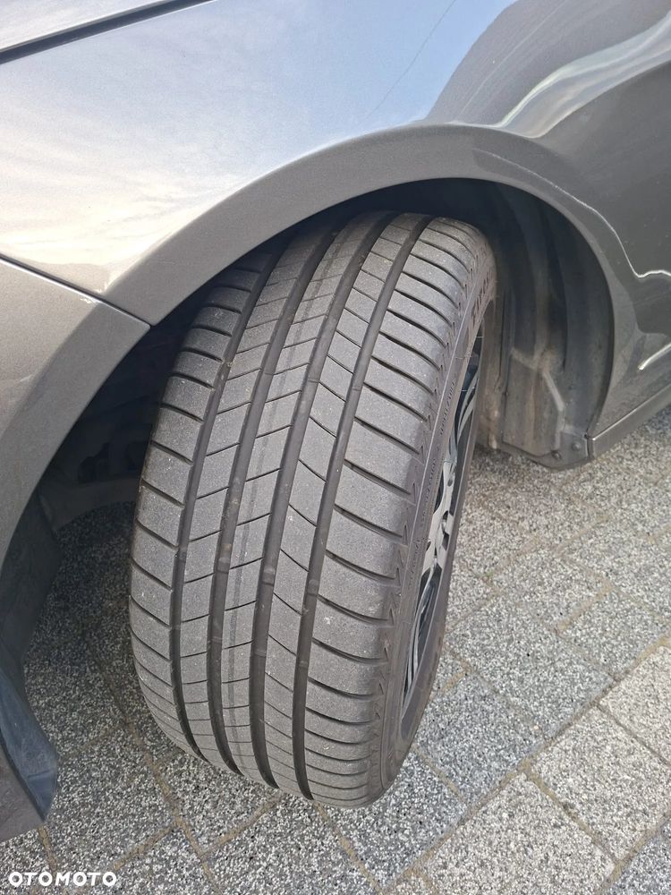 Mercedes-Benz Klasa E 350 CDI BlueEff Avantgarde - 11