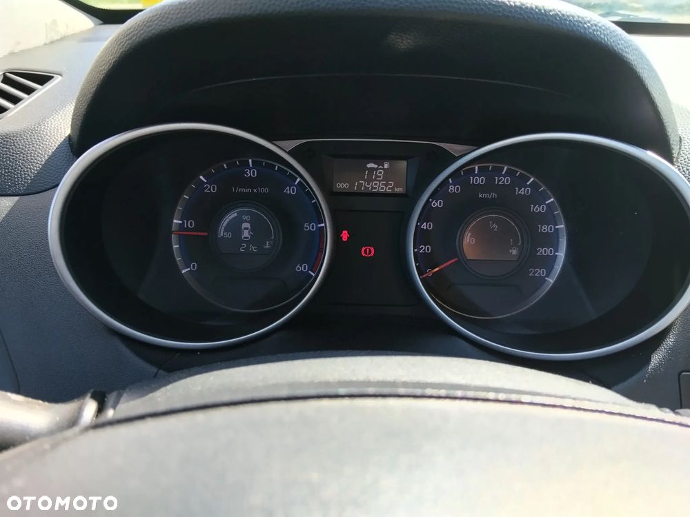 Hyundai ix35 1.7 CRDi Comfort 2WD - 18