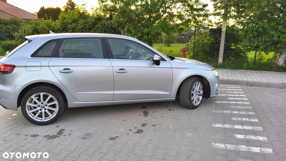 Audi A3 Sportback 1.6 TDI S tronic sport - 6