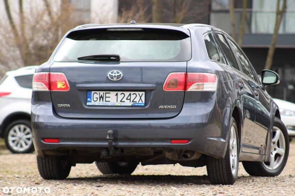 Toyota Avensis 1.6 Business Edition - 40