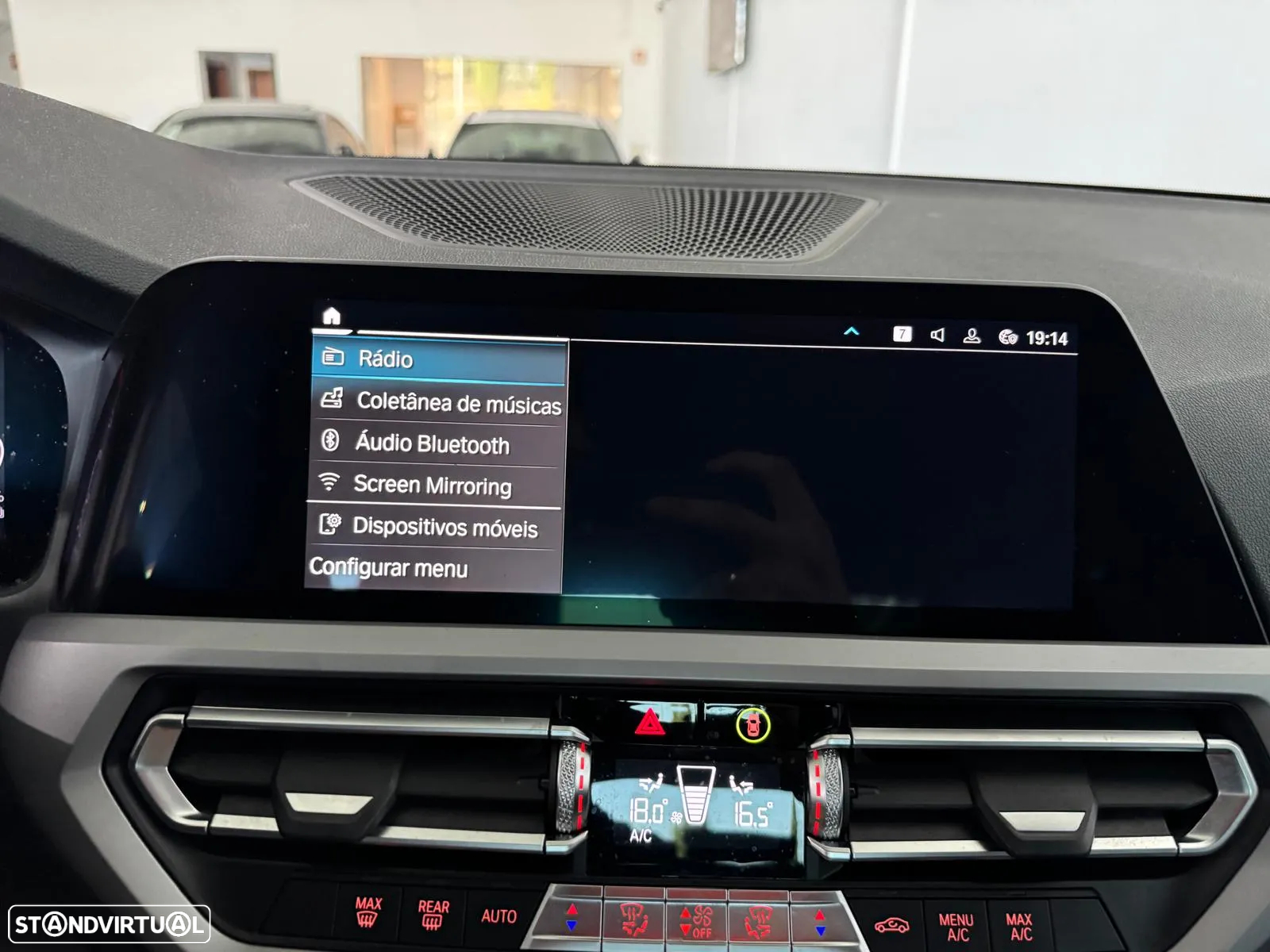 BMW 330 e Auto - 26