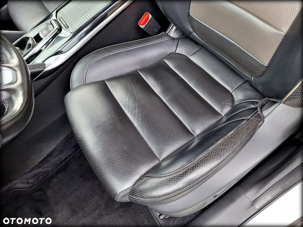 Renault Koleos 2.0 dCi Initiale Paris 4x4 X-Tronic - 13