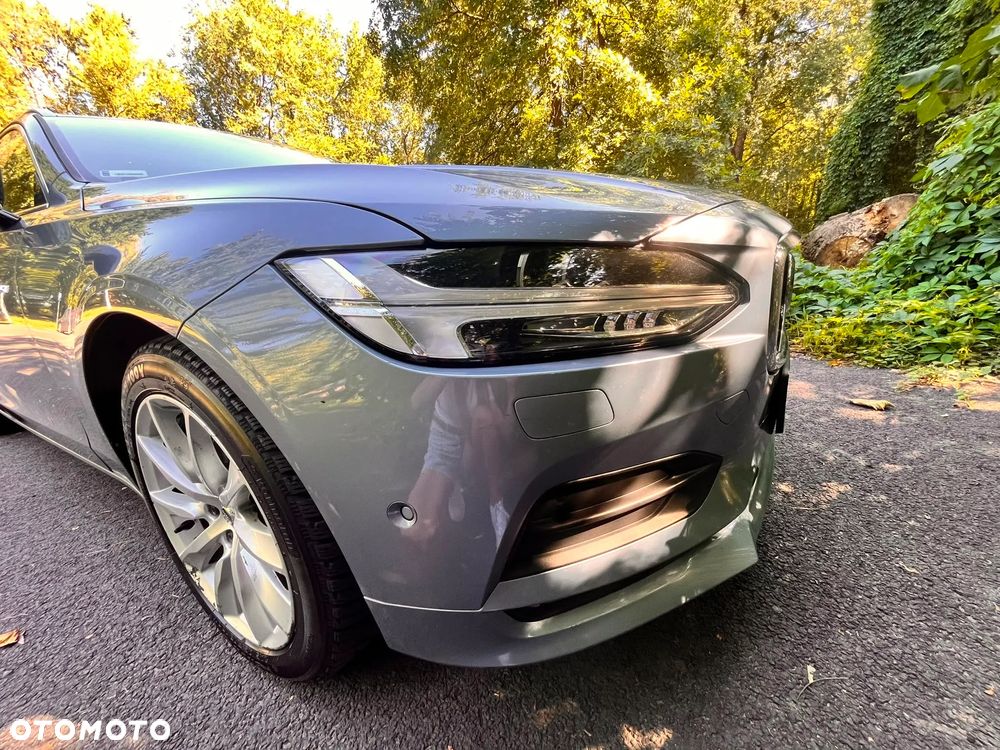 Volvo V90 D4 Momentum - 17