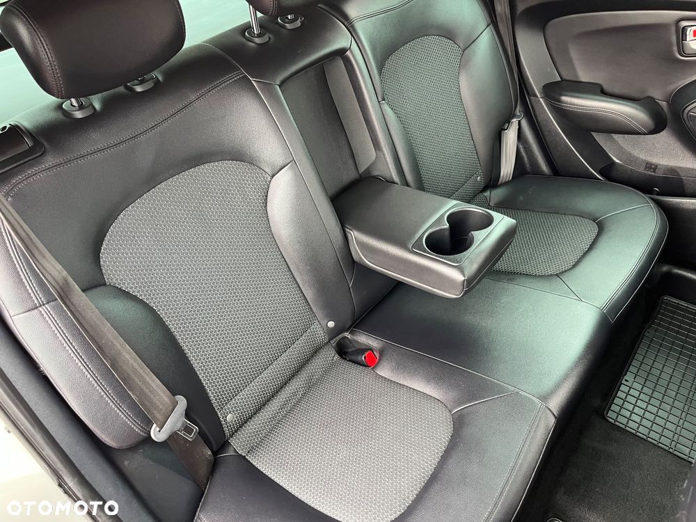 Hyundai ix35 2.0 2WD Style - 20