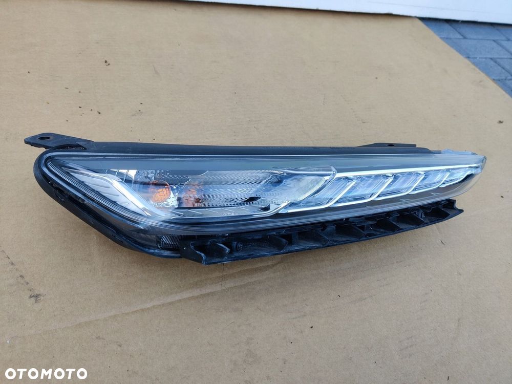 Lampa prawa LED Hyundai Kona - 2
