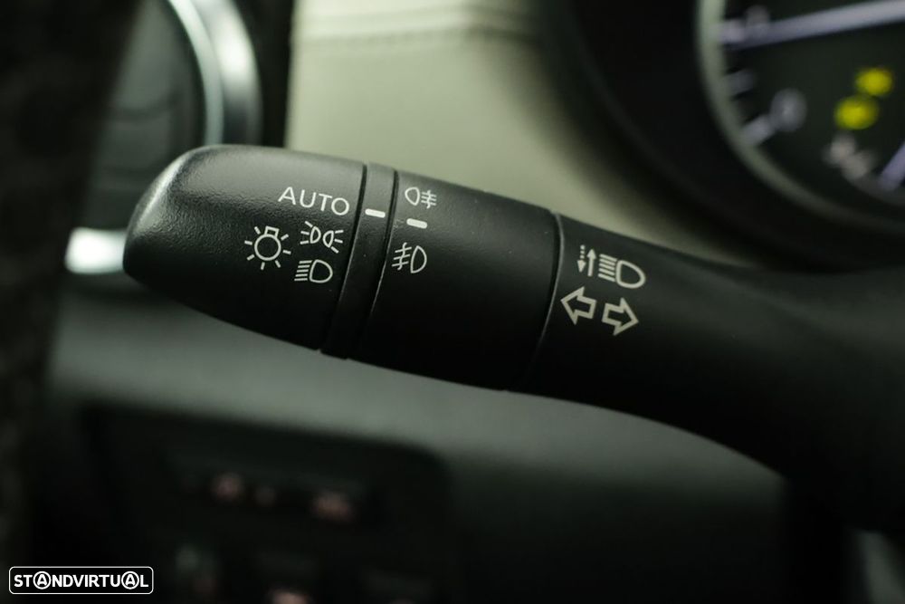 Nissan Micra 1.0 IG-T Tekna - 17