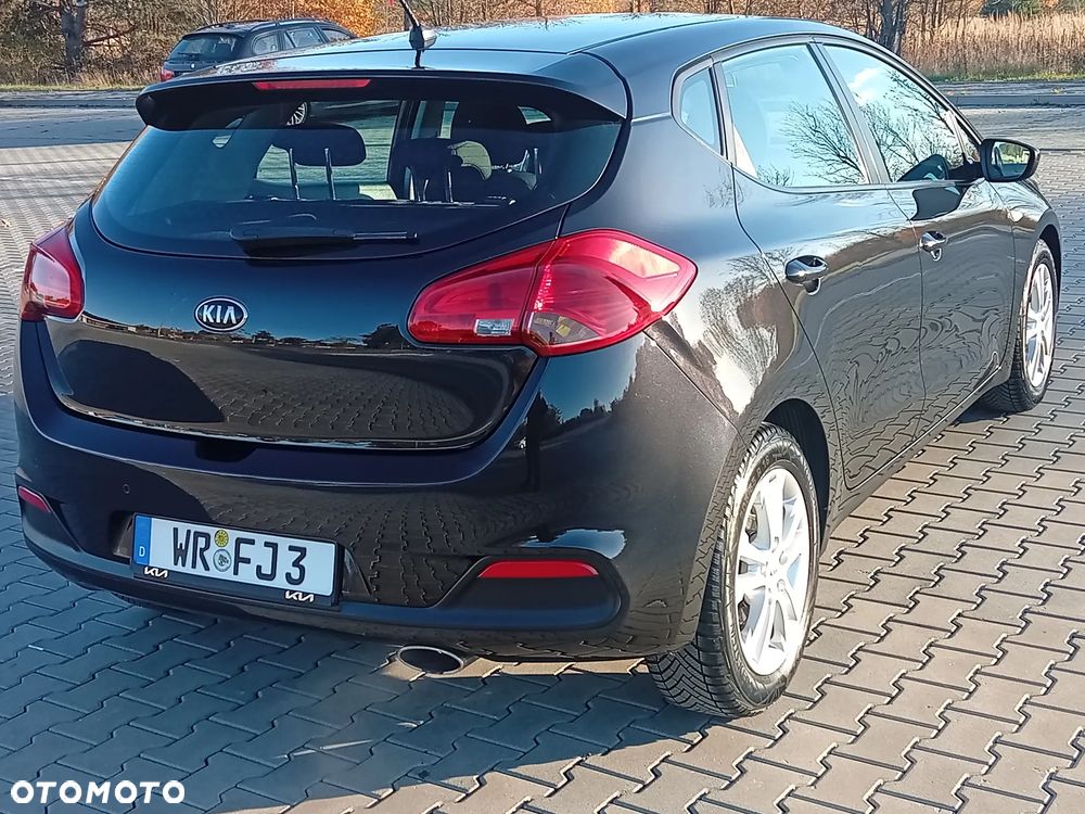 Kia Ceed - 6