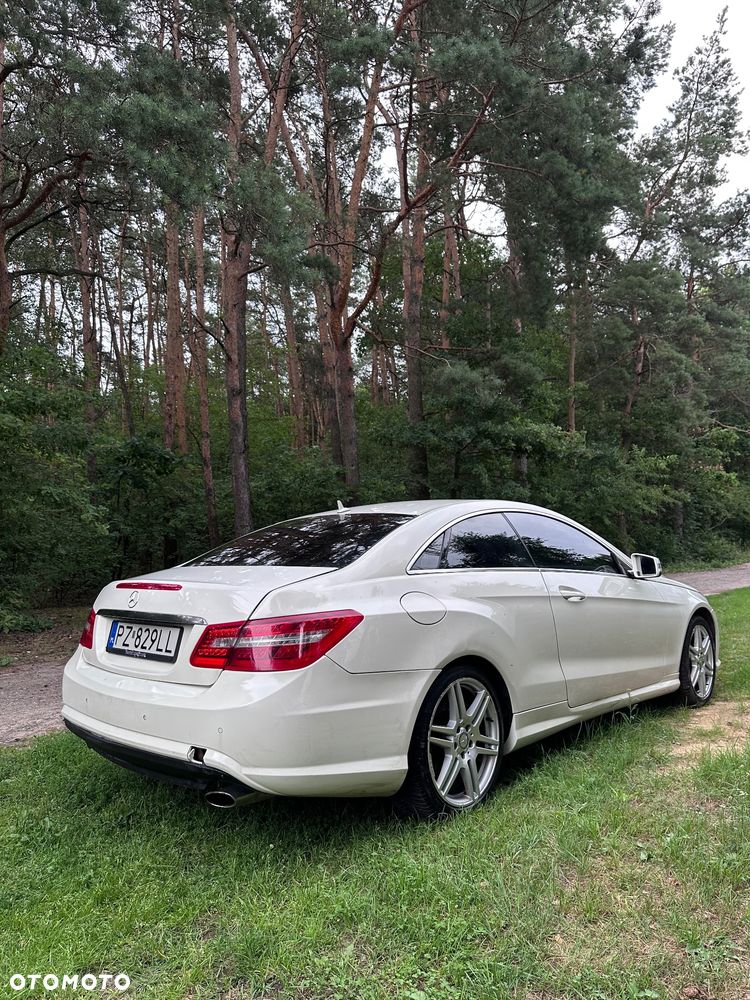 Mercedes-Benz Klasa E - 9