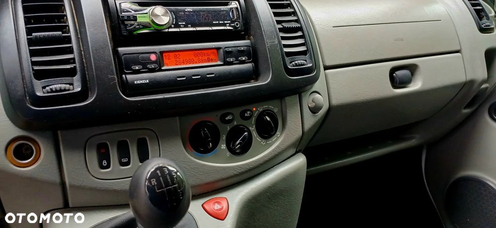 Renault Trafic - 11