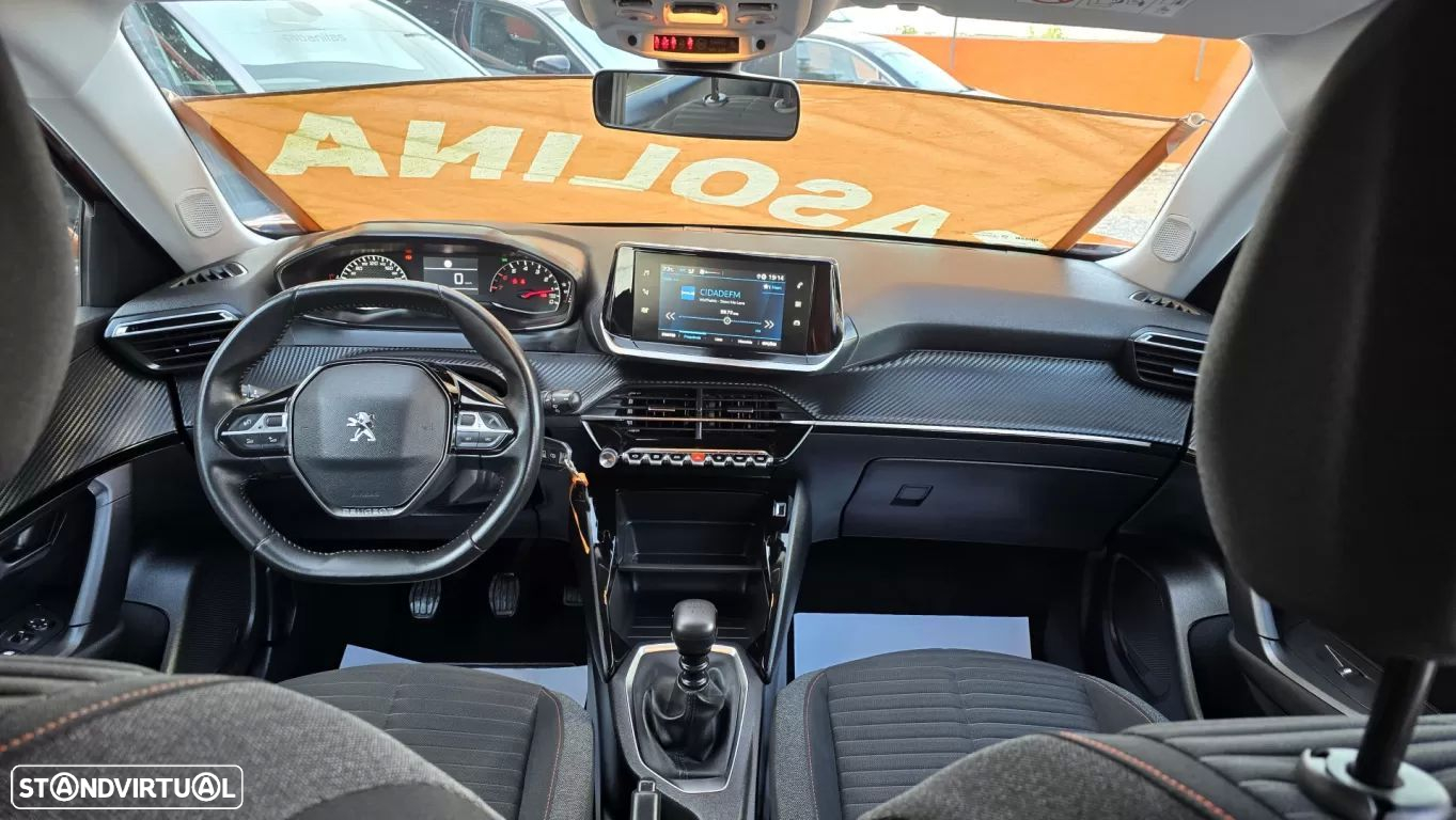 Peugeot 2008 1.2 PureTech Active - 16