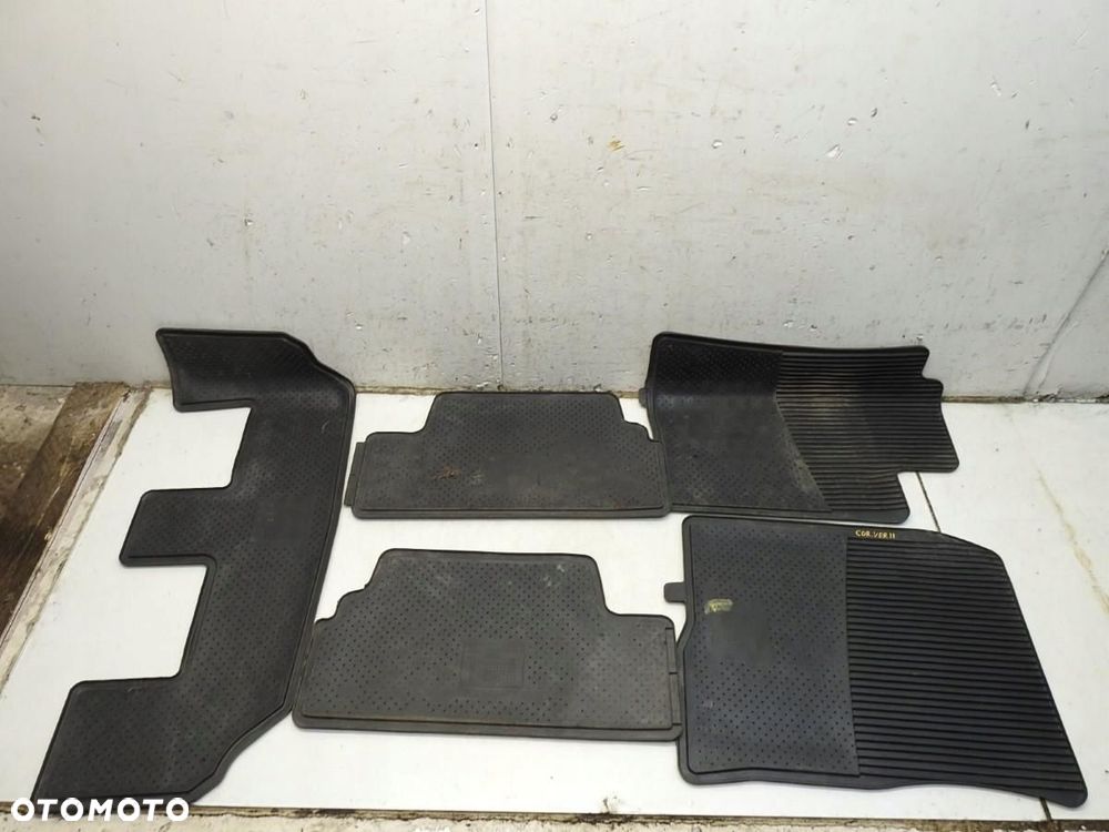 DYWANIKI CHODNICZKI GUMOWE TOYOTA COROLLA VERSO II - 3