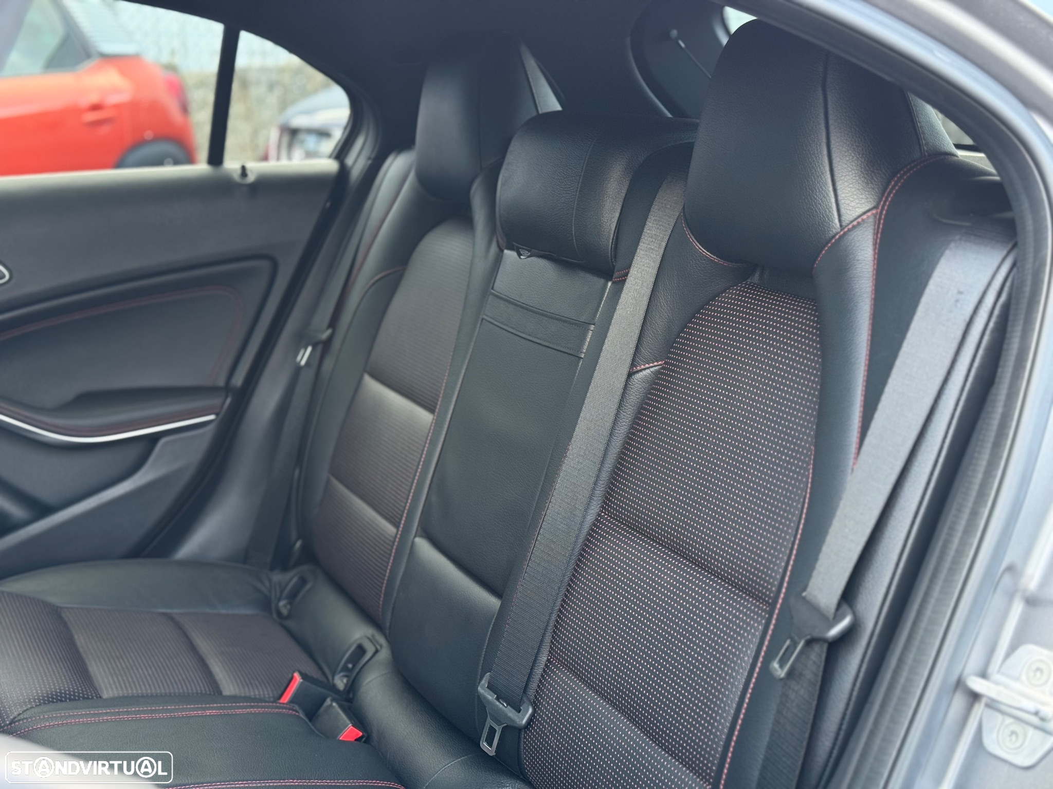 Mercedes-Benz A 45 AMG 4-Matic - 30