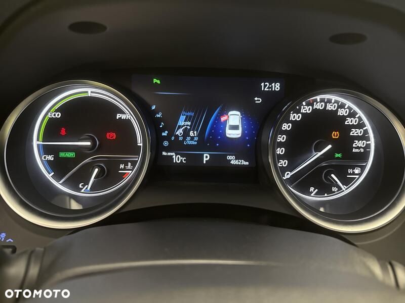 Toyota Camry 2.5 Hybrid Comfort CVT - 14