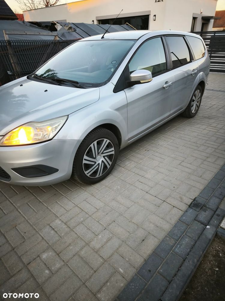 Ford Focus 1.8 TDCi Ambiente - 3