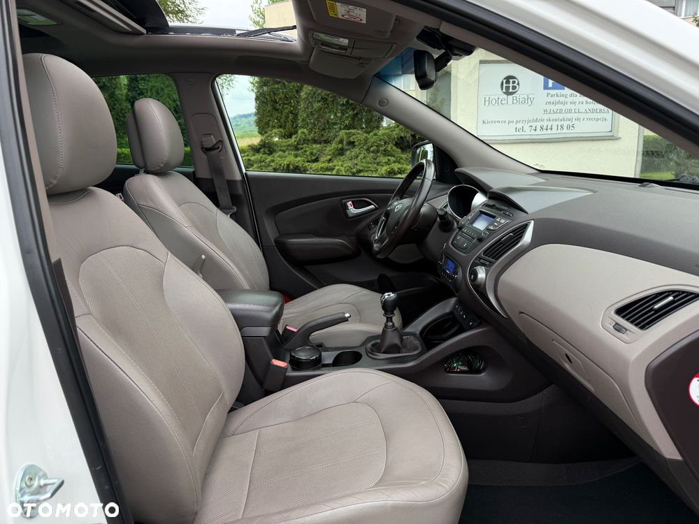 Hyundai ix35 1.6 2WD Fifa World Cup Edition - 6