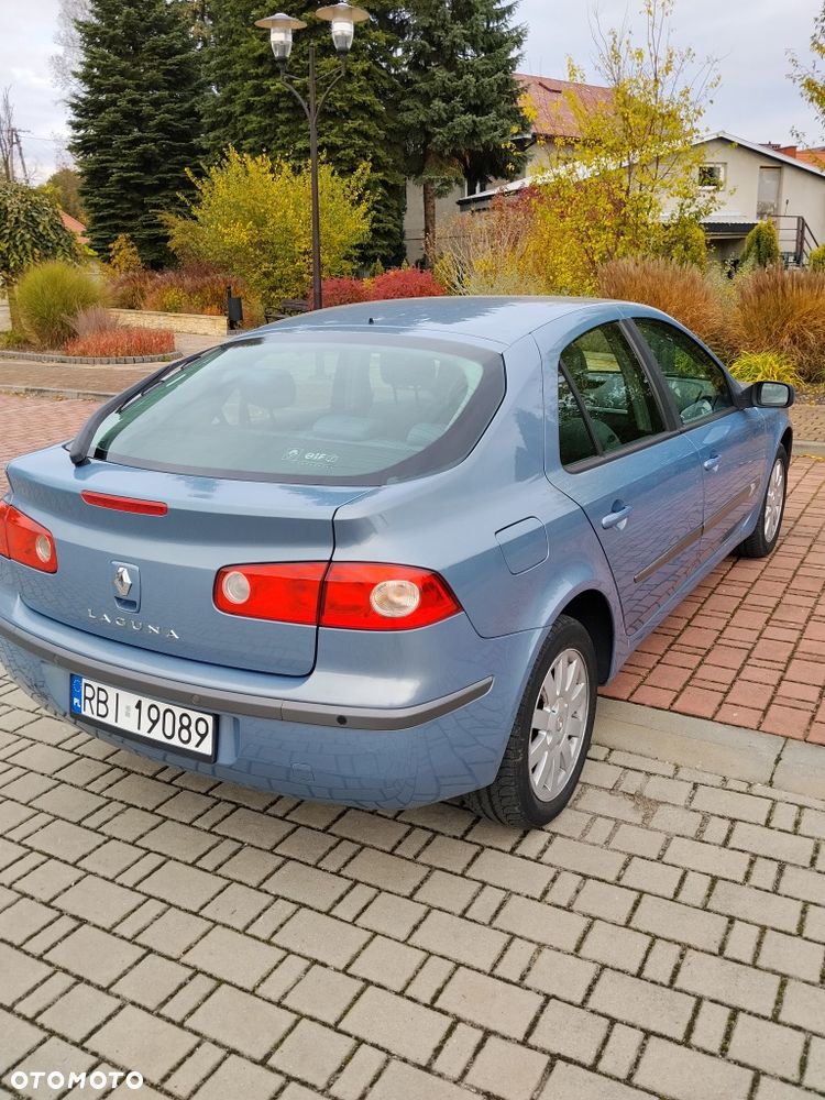 Renault Laguna - 3