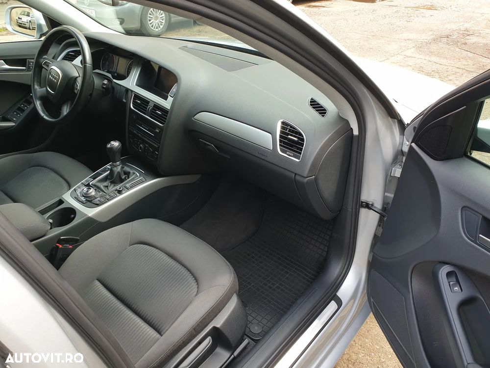 Audi A4 Limuzina 2.0 TDI B8 - 8