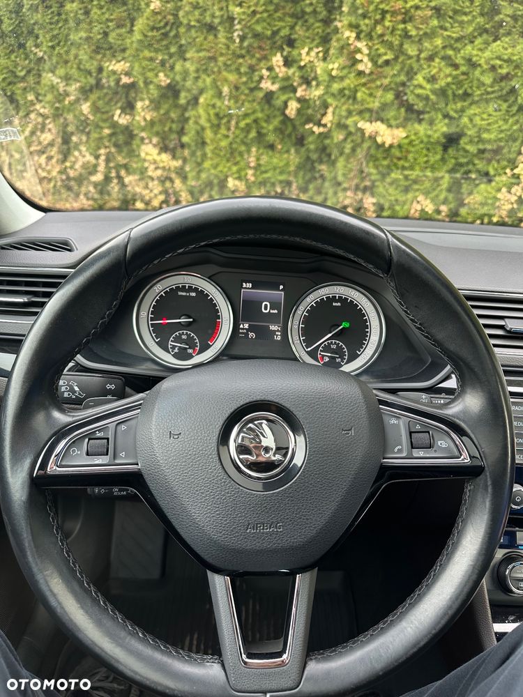 Skoda Superb 2.0 TDI DSG L&K - 25
