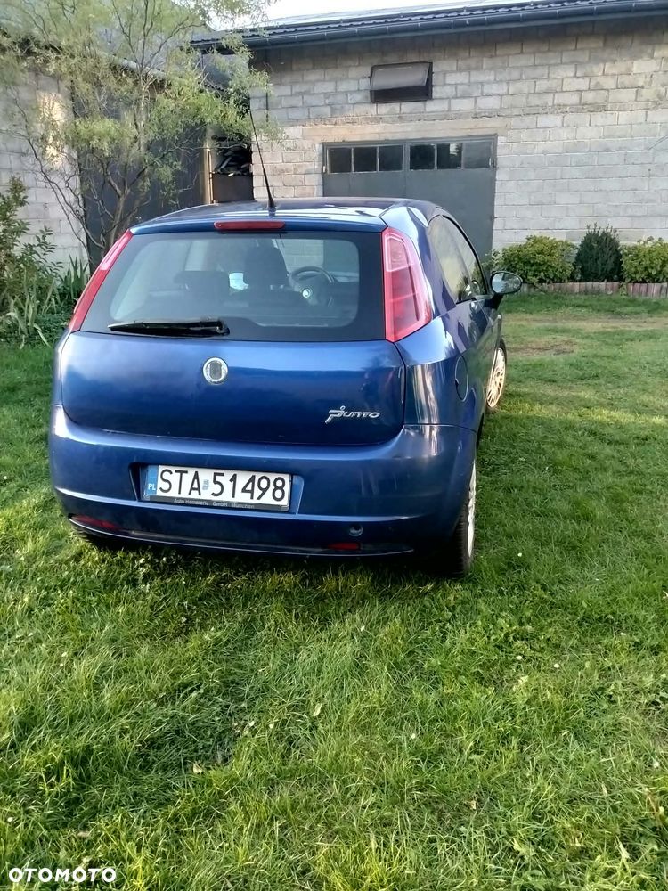 Fiat Grande Punto - 4