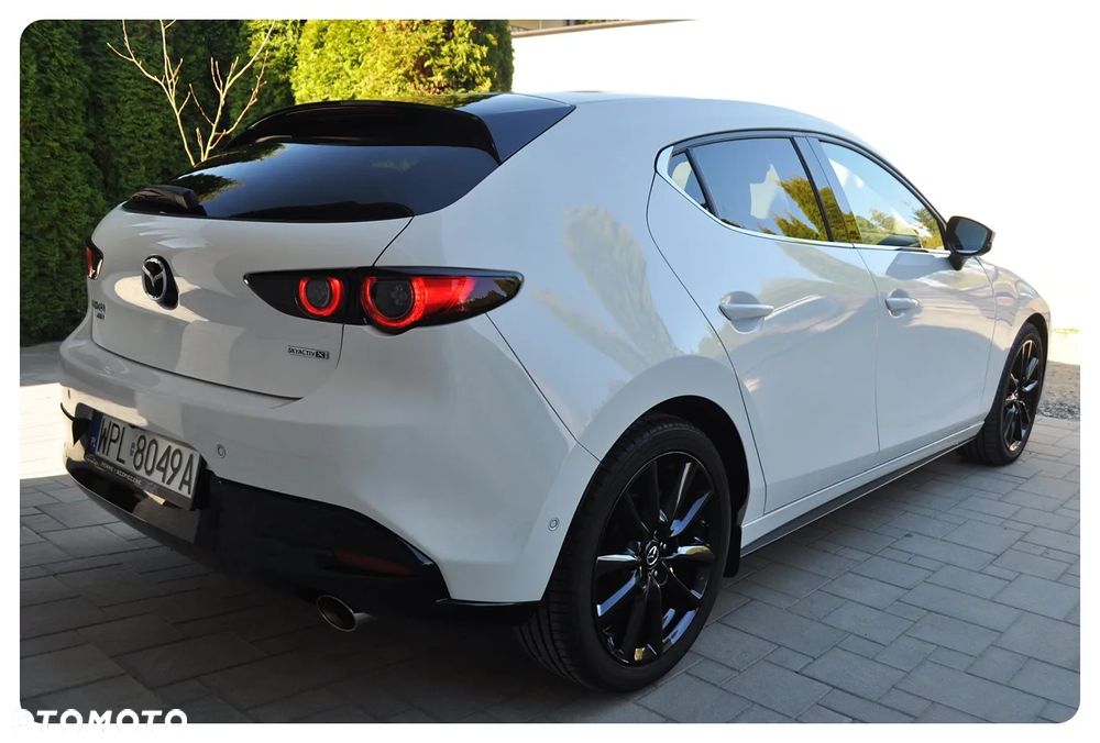 Mazda 3 2.0 mHEV AWD Hikari - 18